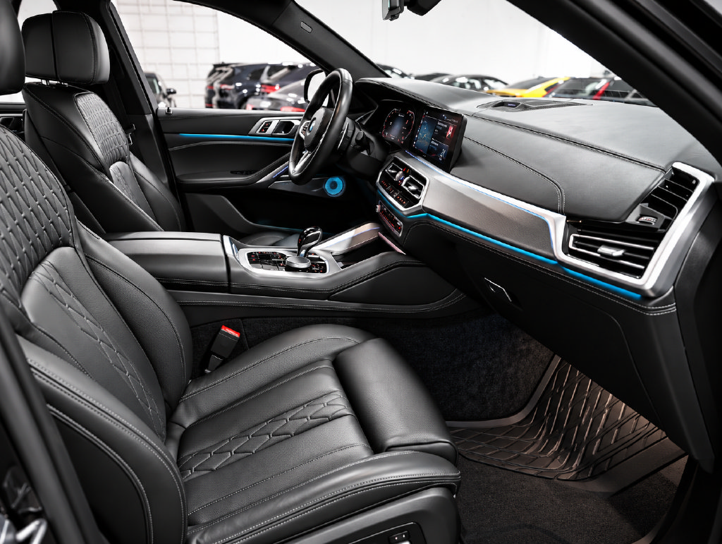 Used 2020 BMW X6 M50i w/ Executive Package AWD/4WD image 23