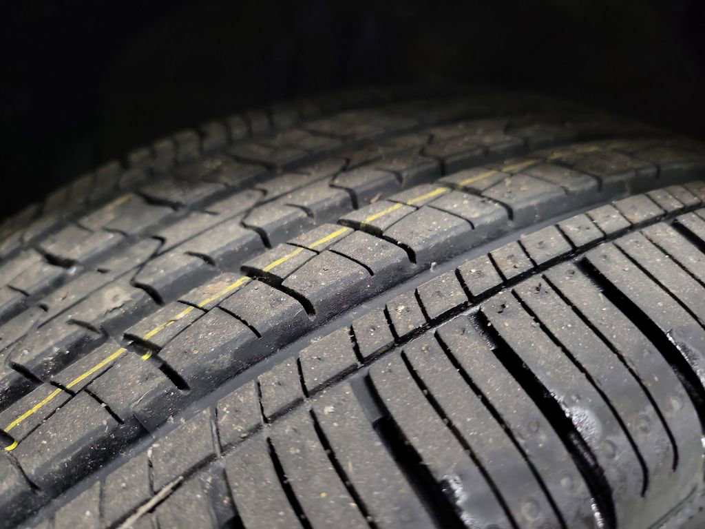 Used 2016 Toyota Camry SE image 11