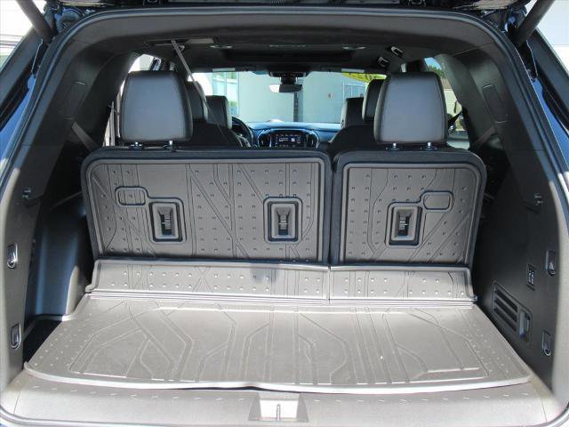 Certified 2023 Chevrolet Traverse High Country w/ LPO, 'HIT The Road' Package image 36