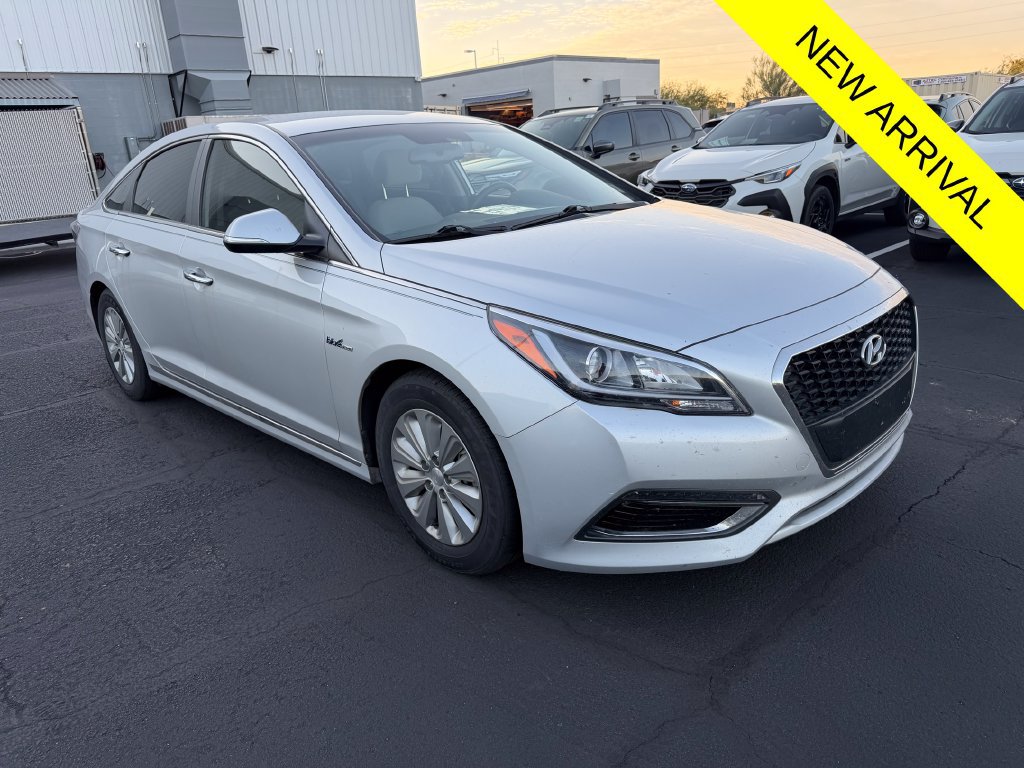Used 2016 Hyundai Sonata SE FWD image 1