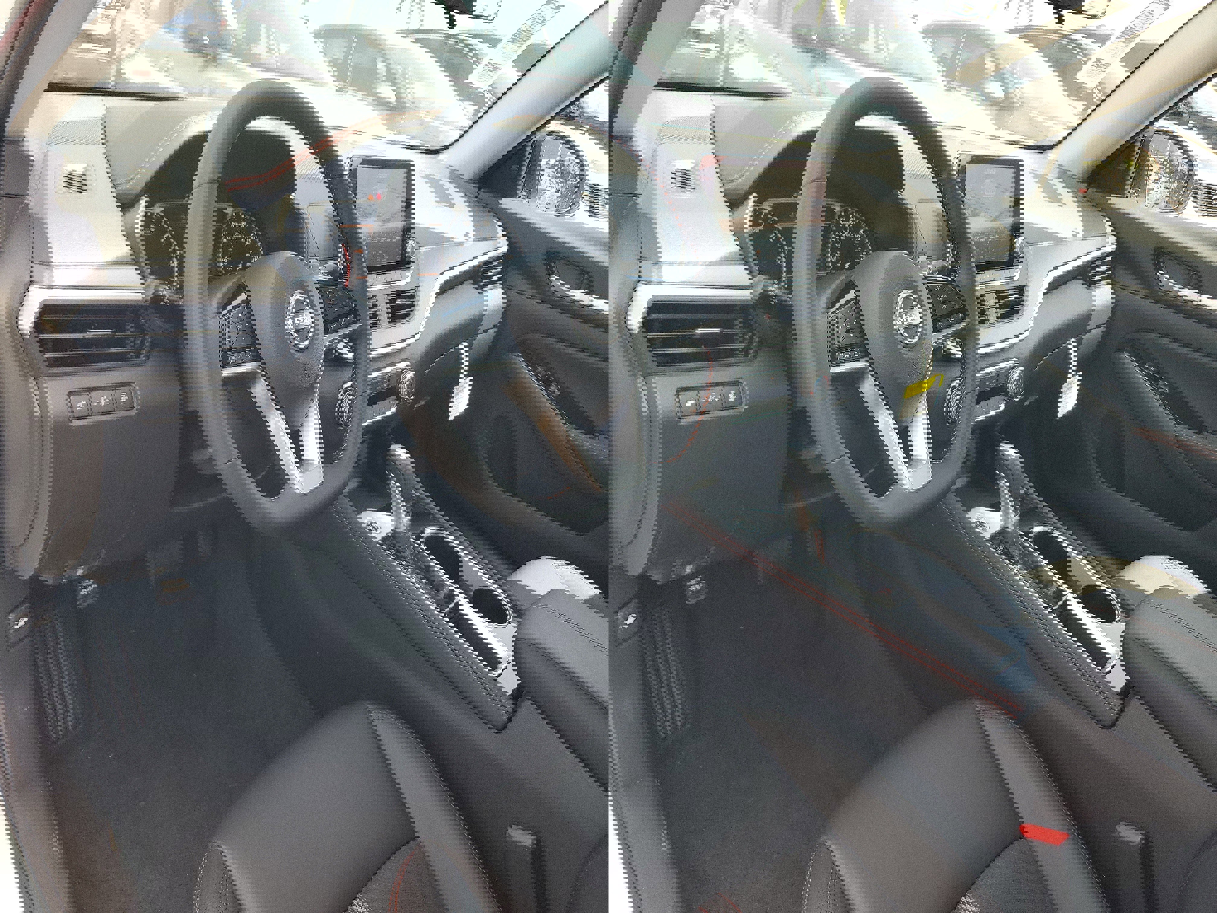 New 2025 Nissan Altima 2.5 SR image 10