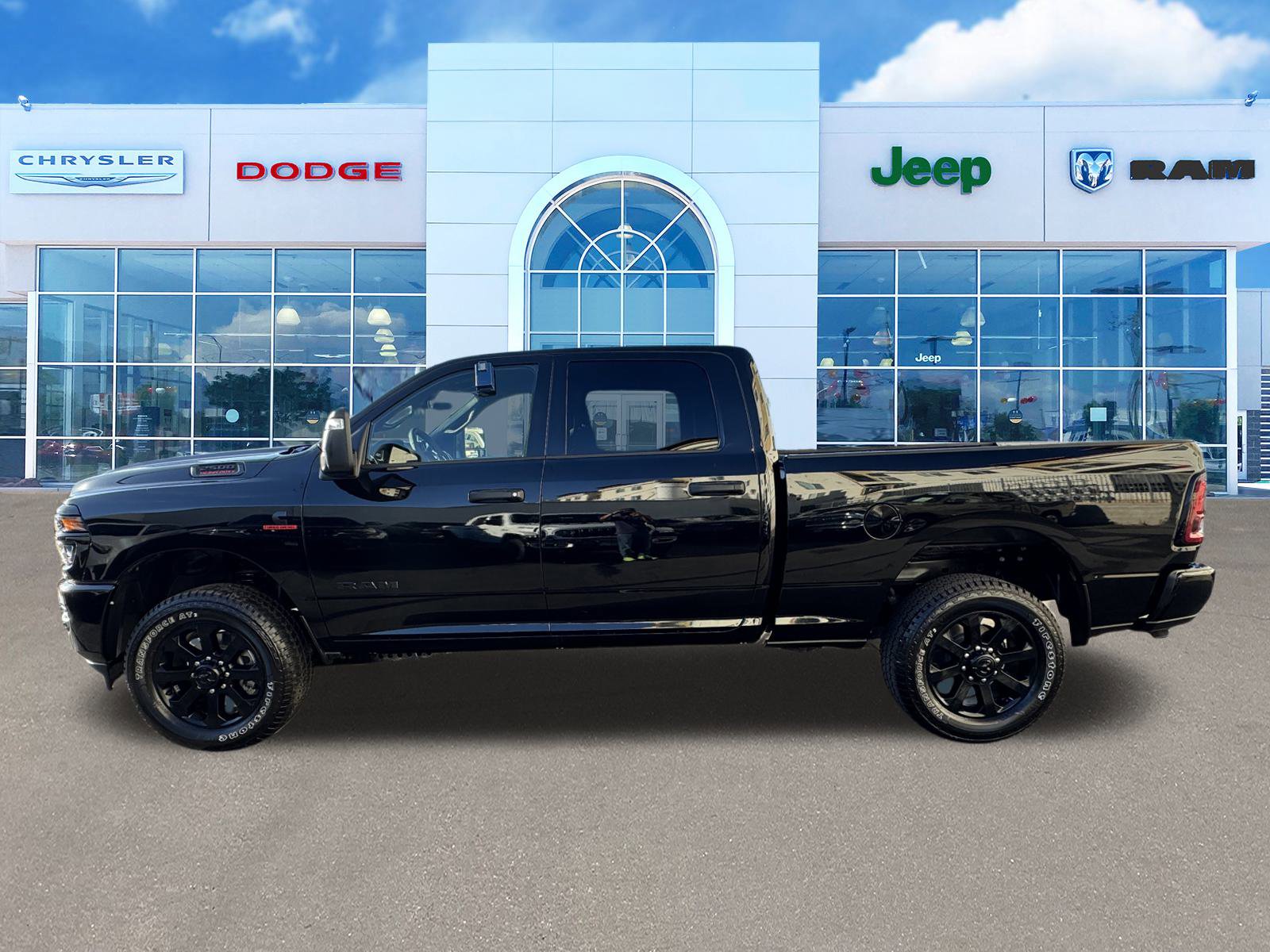 New 2025 RAM 2500 Big Horn image 5