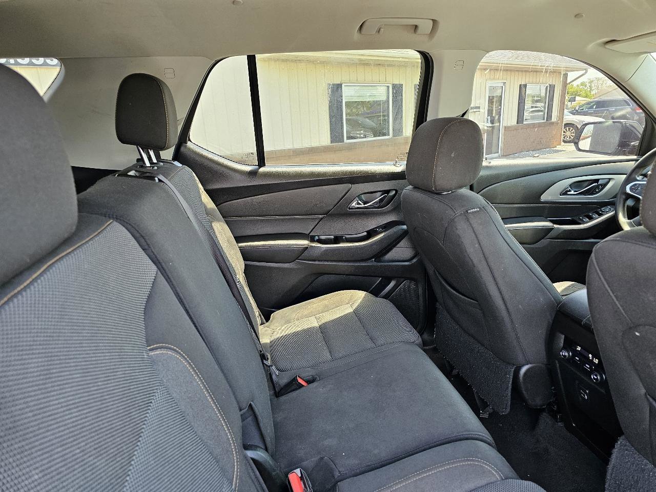 Used 2019 Chevrolet Traverse LS FWD image 23