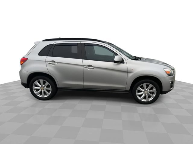 Used 2015 Mitsubishi Outlander Sport ES image 9