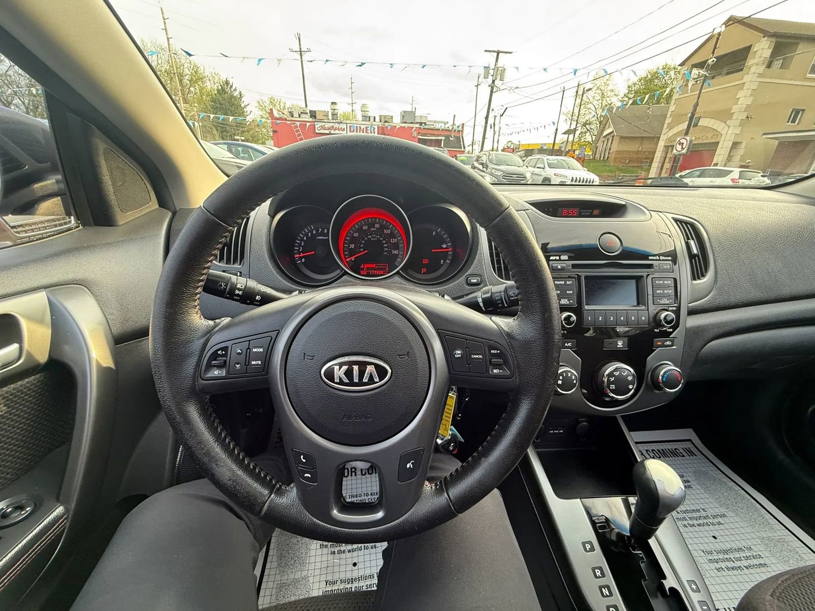 Used 2010 Kia Forte Koup SX image 34