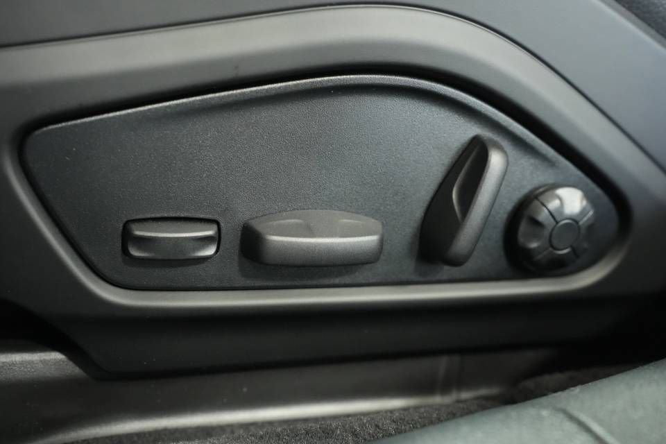 New 2025 Porsche Panamera 4 image 33