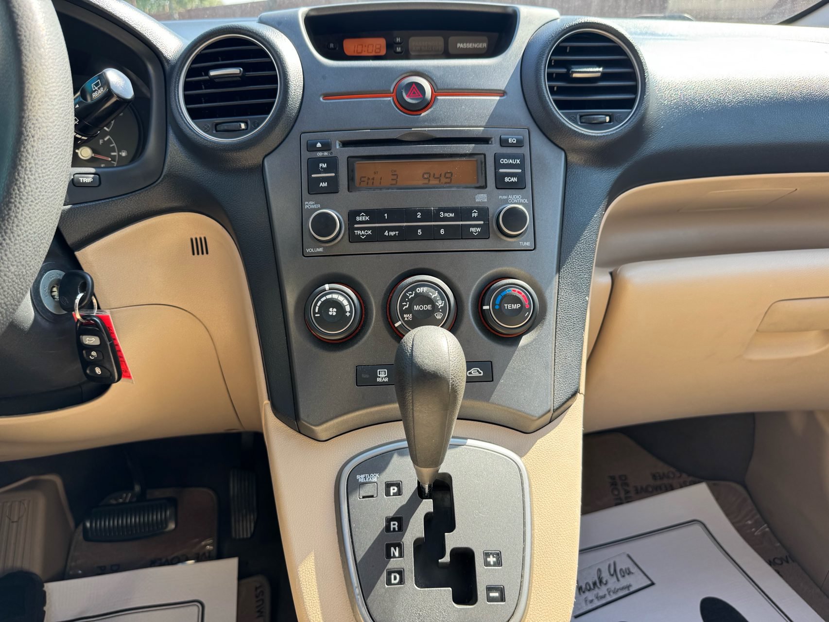 Used 2008 Kia Rondo LX FWD image 16