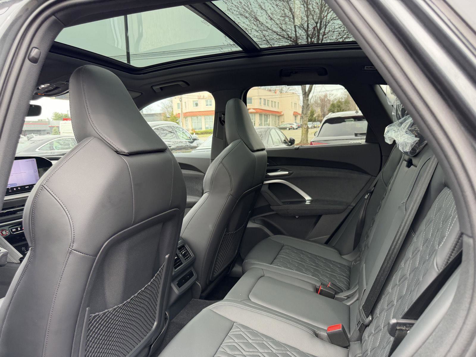 New 2026 Audi SQ5 Premium Plus image 23