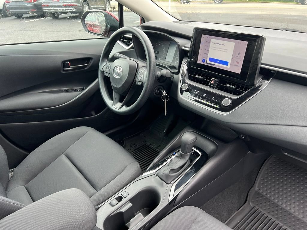 Used 2025 Toyota Corolla LE FWD image 26