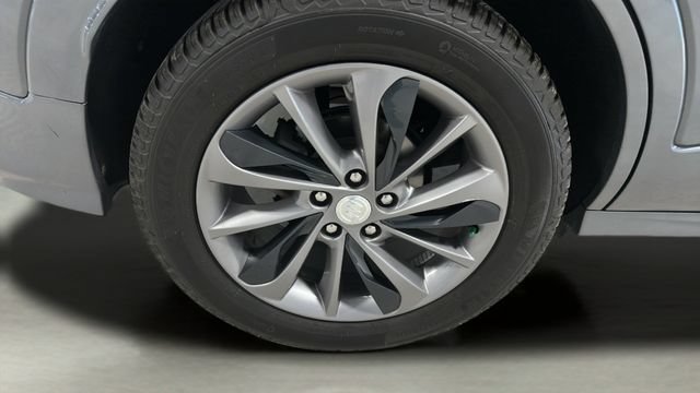 Used 2022 Buick Encore GX Essence w/ Advanced Technology Package FWD image 38