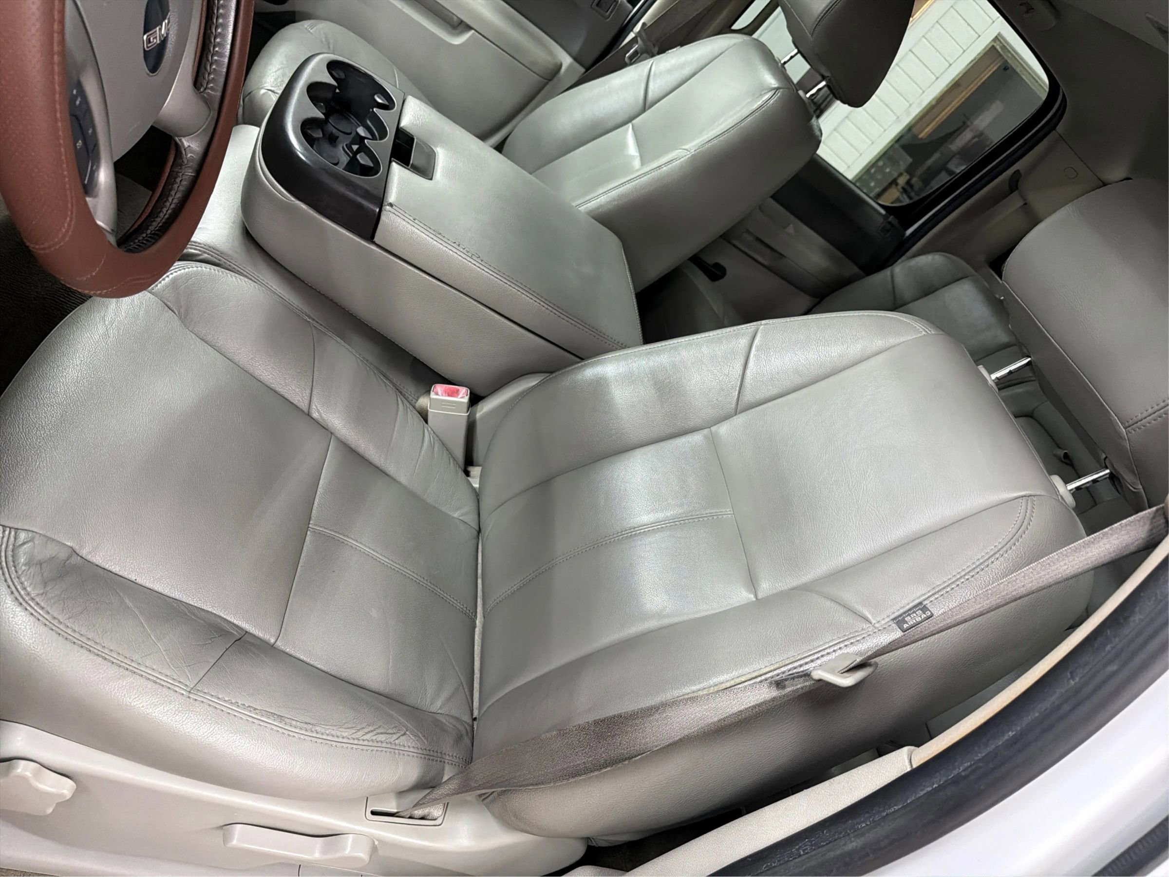 Used 2010 GMC Sierra 1500 SLE w/ Power Pack Plus RWD image 25