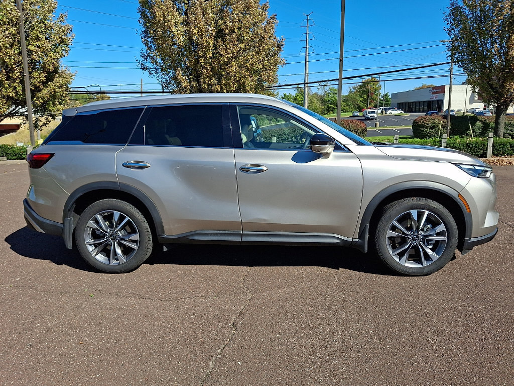 Certified 2024 INFINITI QX60 Luxe AWD/4WD image 7