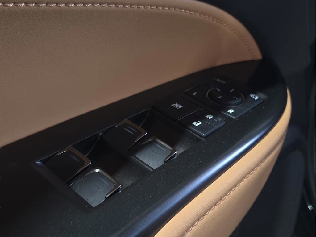 Used 2025 Lexus NX 450h+ AWD w/ Accessory Package (2T) image 18