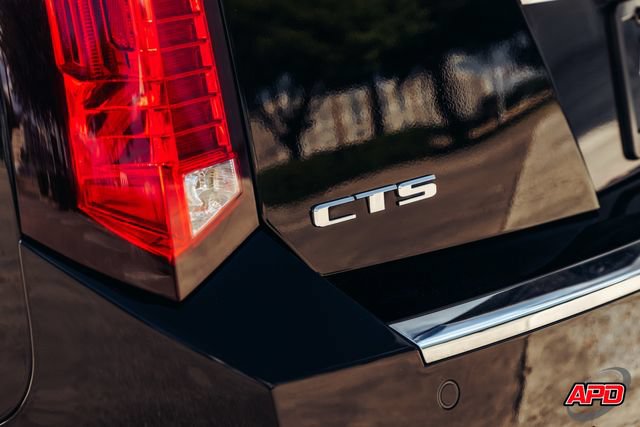 Used 2014 Cadillac CTS V RWD image 31