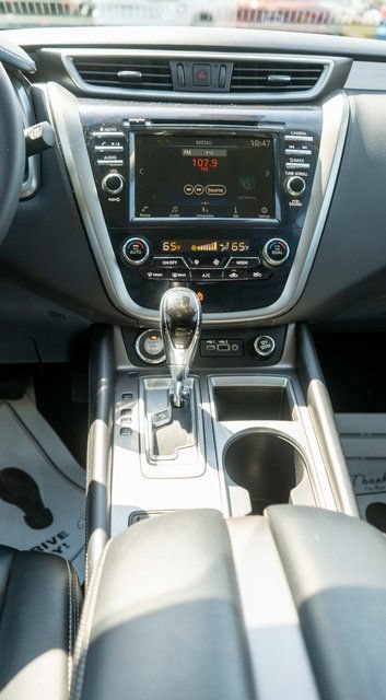 Used 2024 Nissan Murano SV w/ SV Midnight Edition Package AWD/4WD image 15
