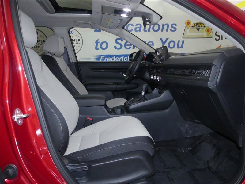 Used 2024 Honda CR-V EX image 7
