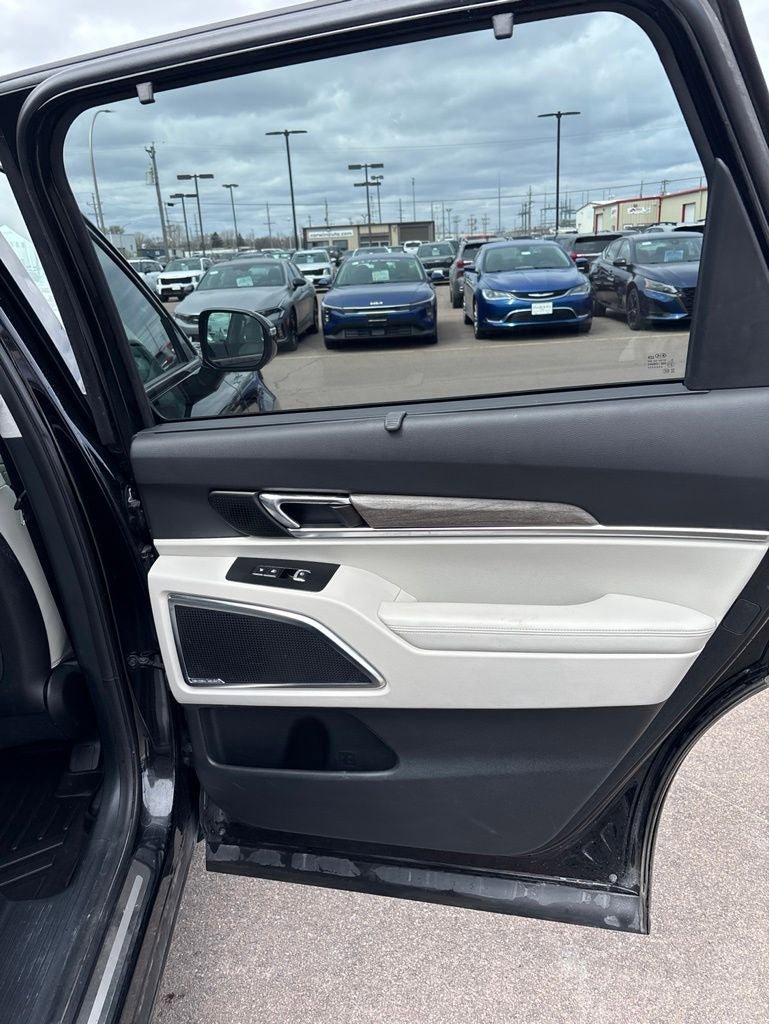 Used 2021 Kia Telluride SX w/ SX Prestige Package AWD/4WD image 28