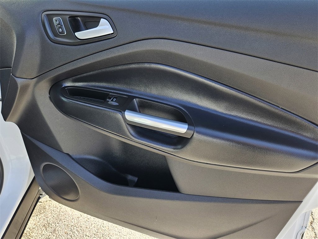 Used 2019 Ford Escape SE image 33