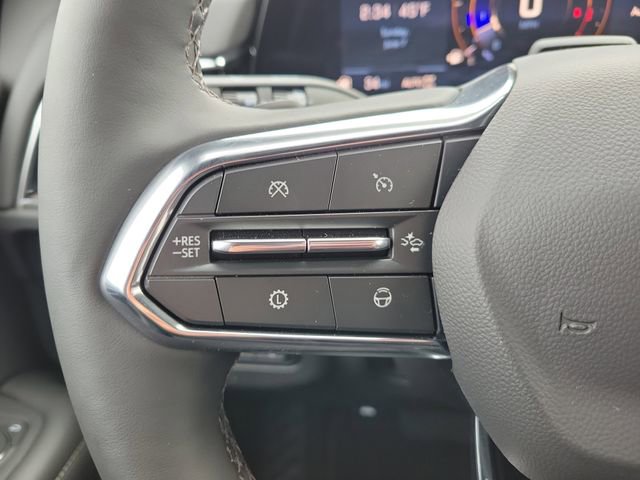 New 2025 Chevrolet Suburban Premier image 23