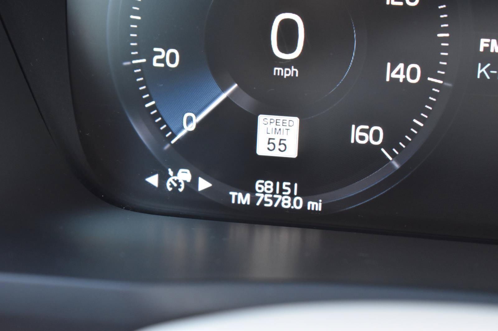 Used 2021 Volvo XC90 T5 Momentum w/ Protection Package Premier FWD image 37
