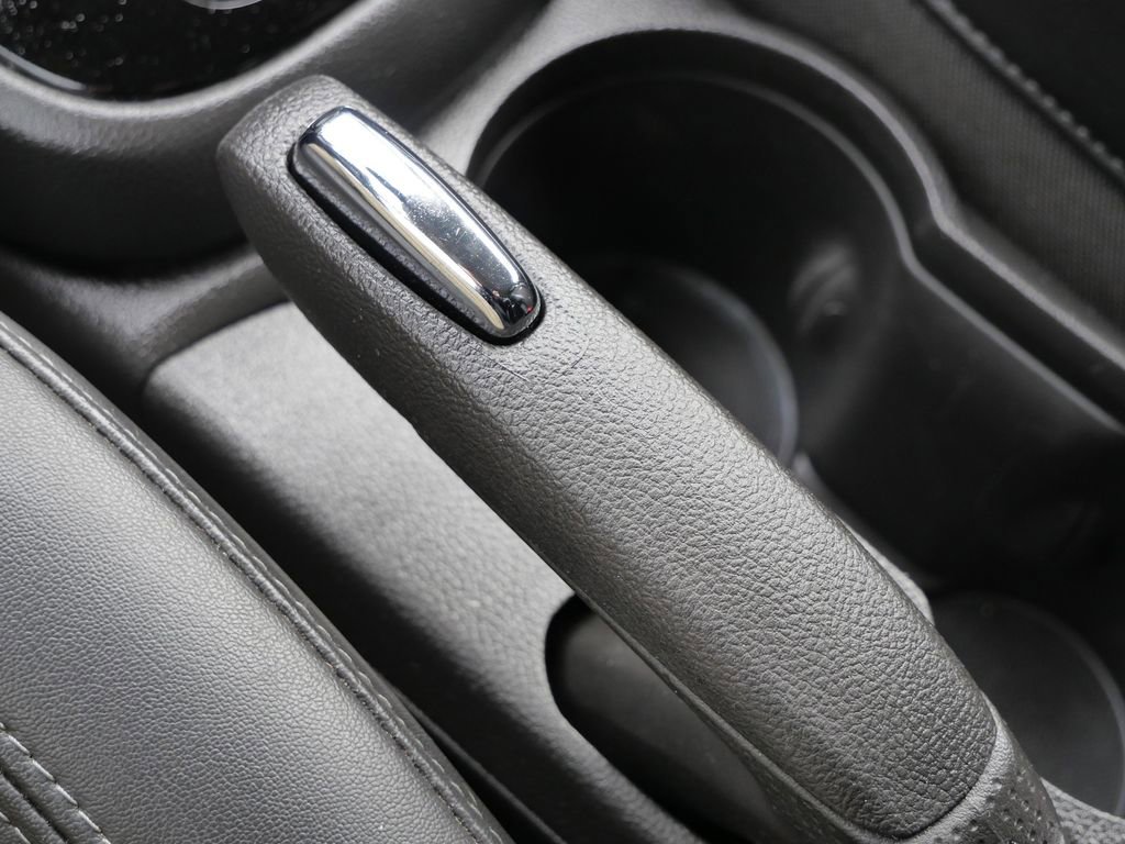 Used 2020 Buick Encore Preferred w/ Safety Package image 49