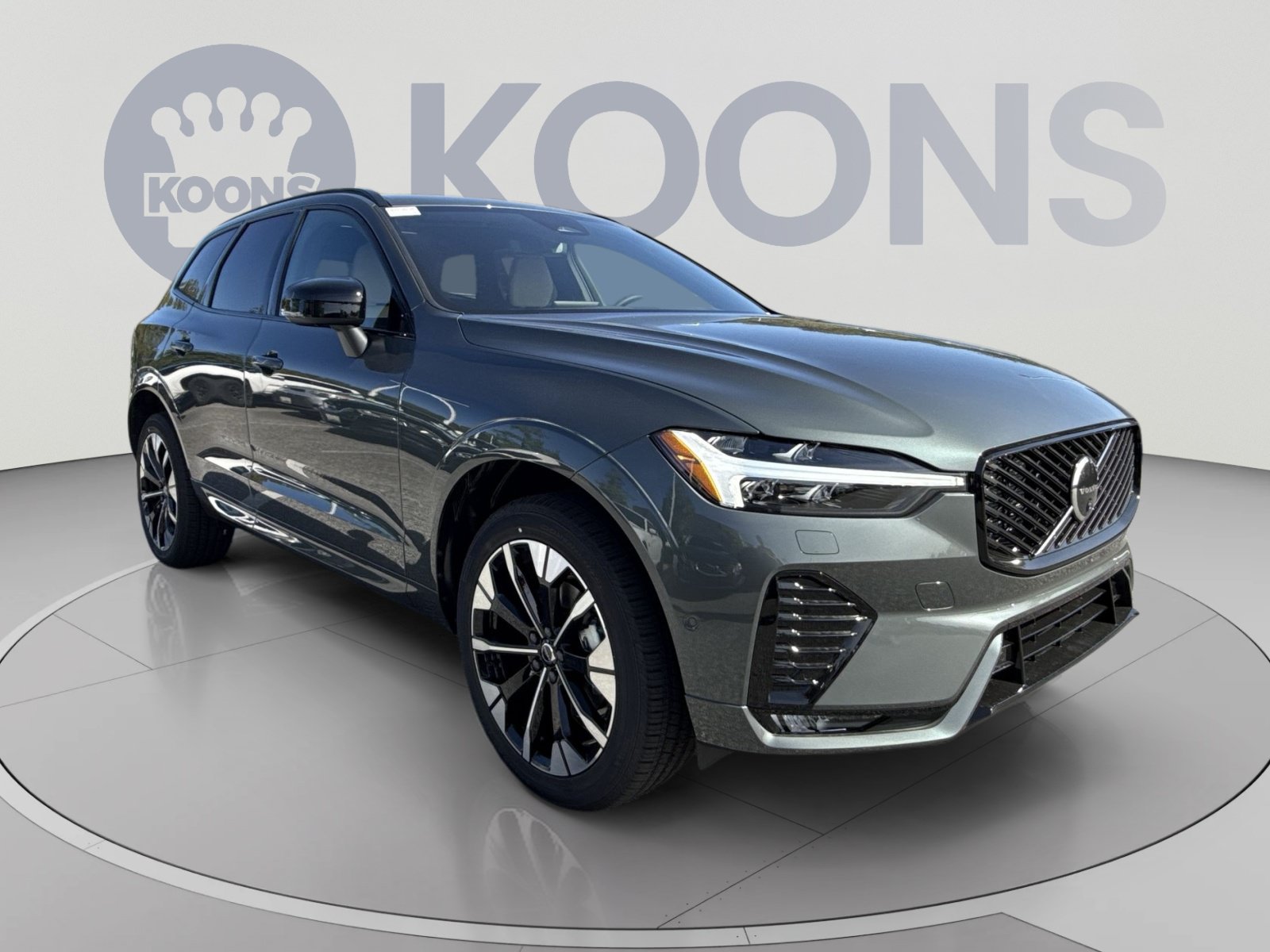 New 2027 Volvo XC60 B5 Plus AWD/4WD image 10