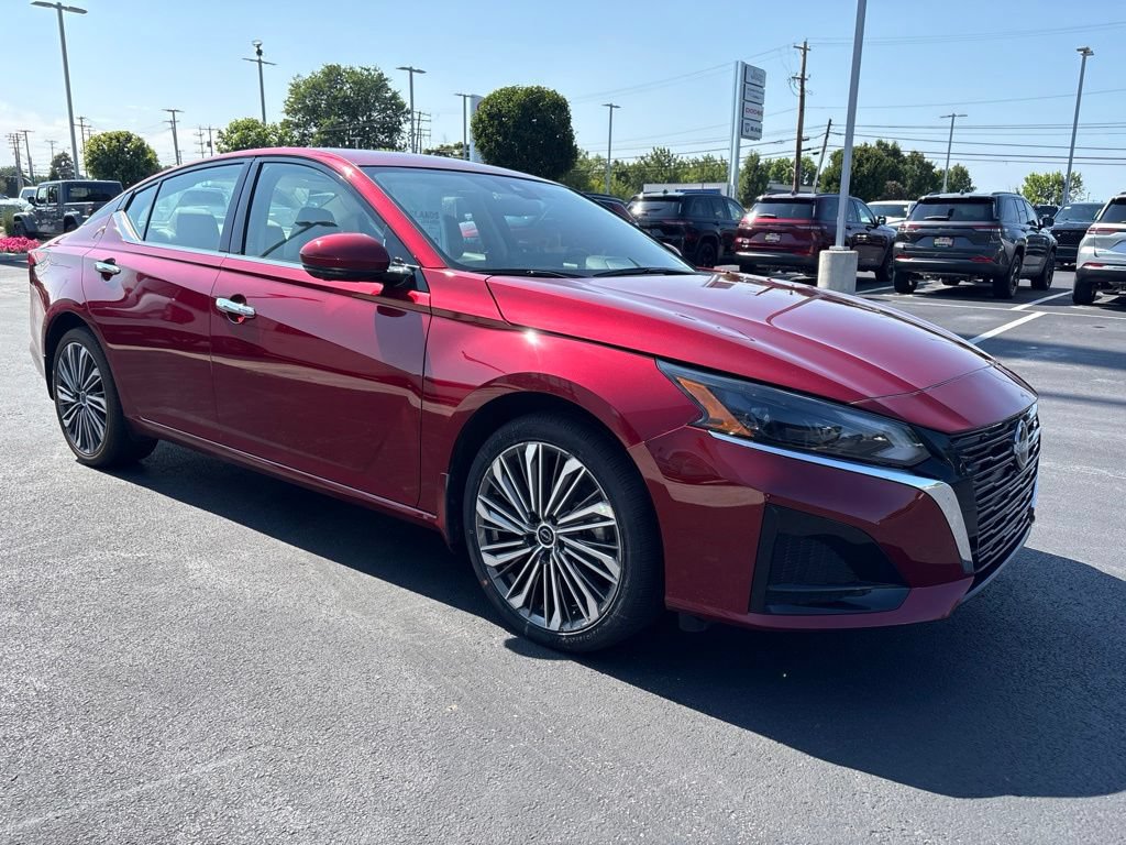 Used 2023 Nissan Altima 2.5 SL AWD/4WD image 7
