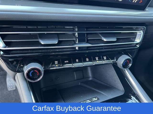 Certified 2026 Chevrolet Traverse LT w/ Driver Confidence Package image 21