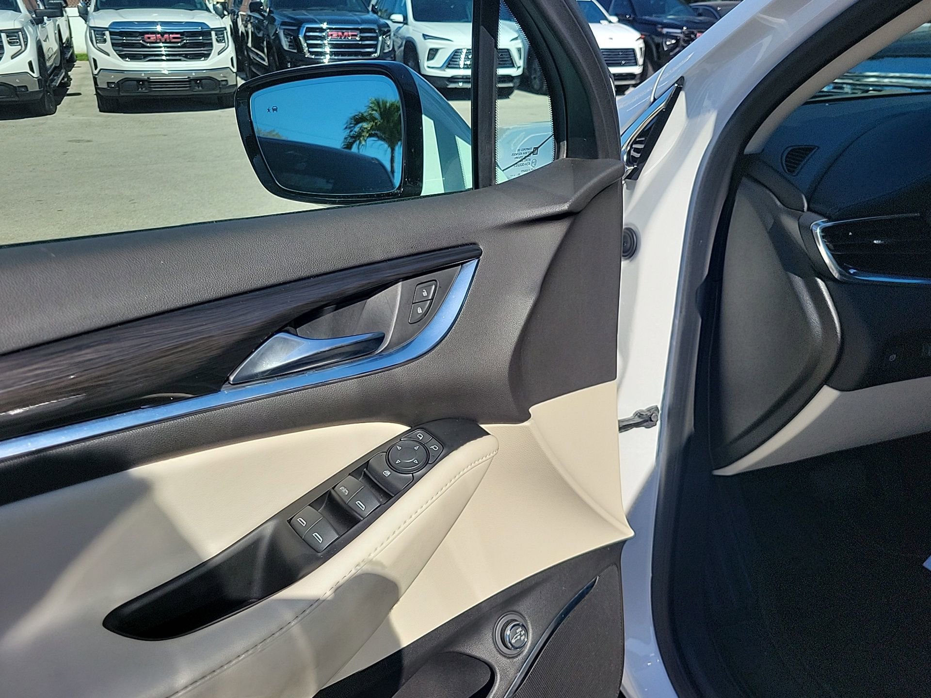 Used 2024 Buick Enclave Essence w/ Sport Touring Edition image 26