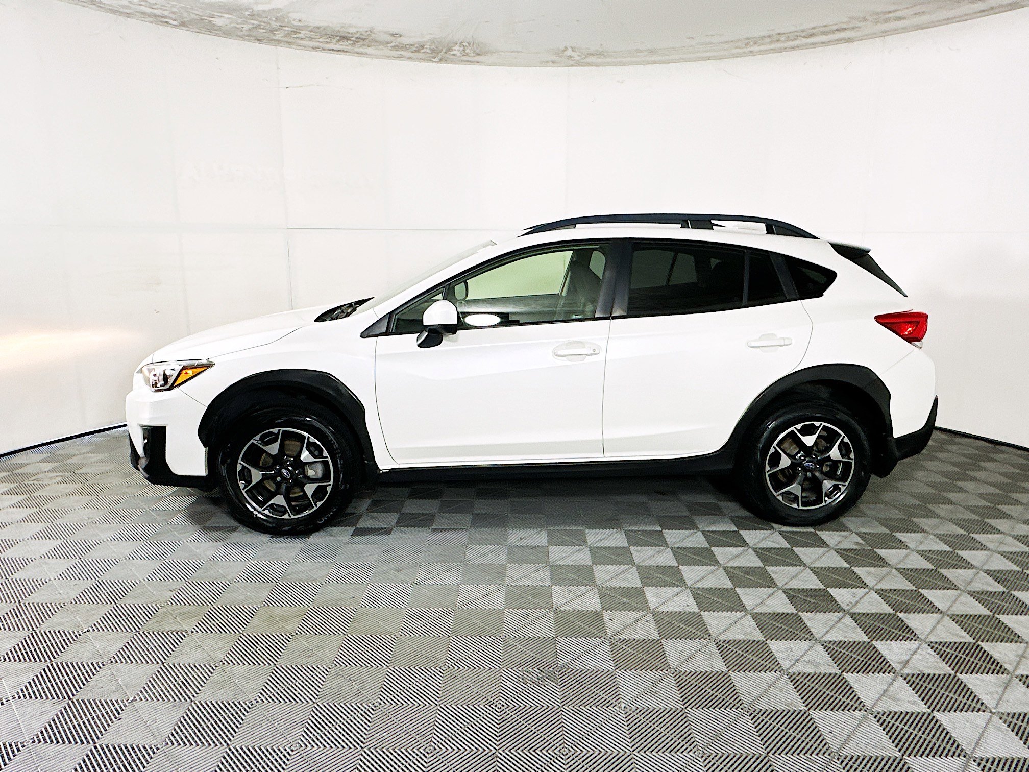Used 2019 Subaru Crosstrek 2.0i Premium image 6