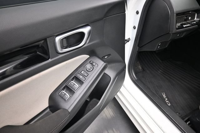 Used 2023 Honda Civic EX image 15