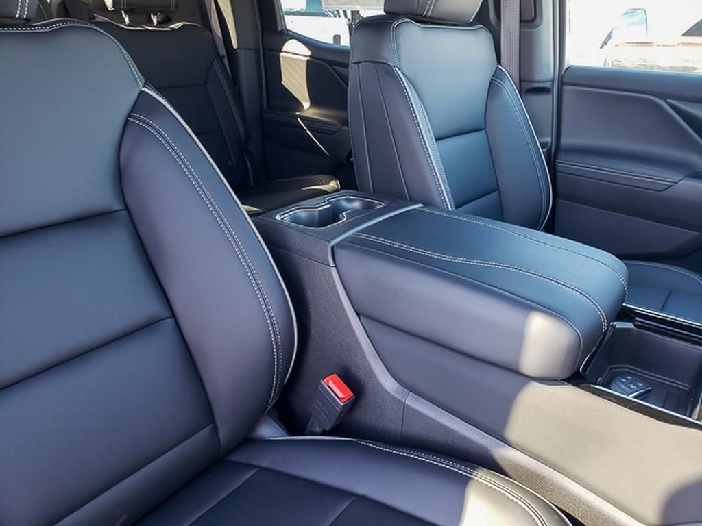 New 2026 Chevrolet Silverado EV LT AWD/4WD image 30