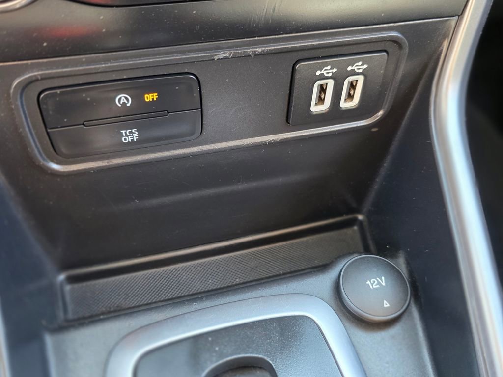 Used 2020 Ford EcoSport SES image 32