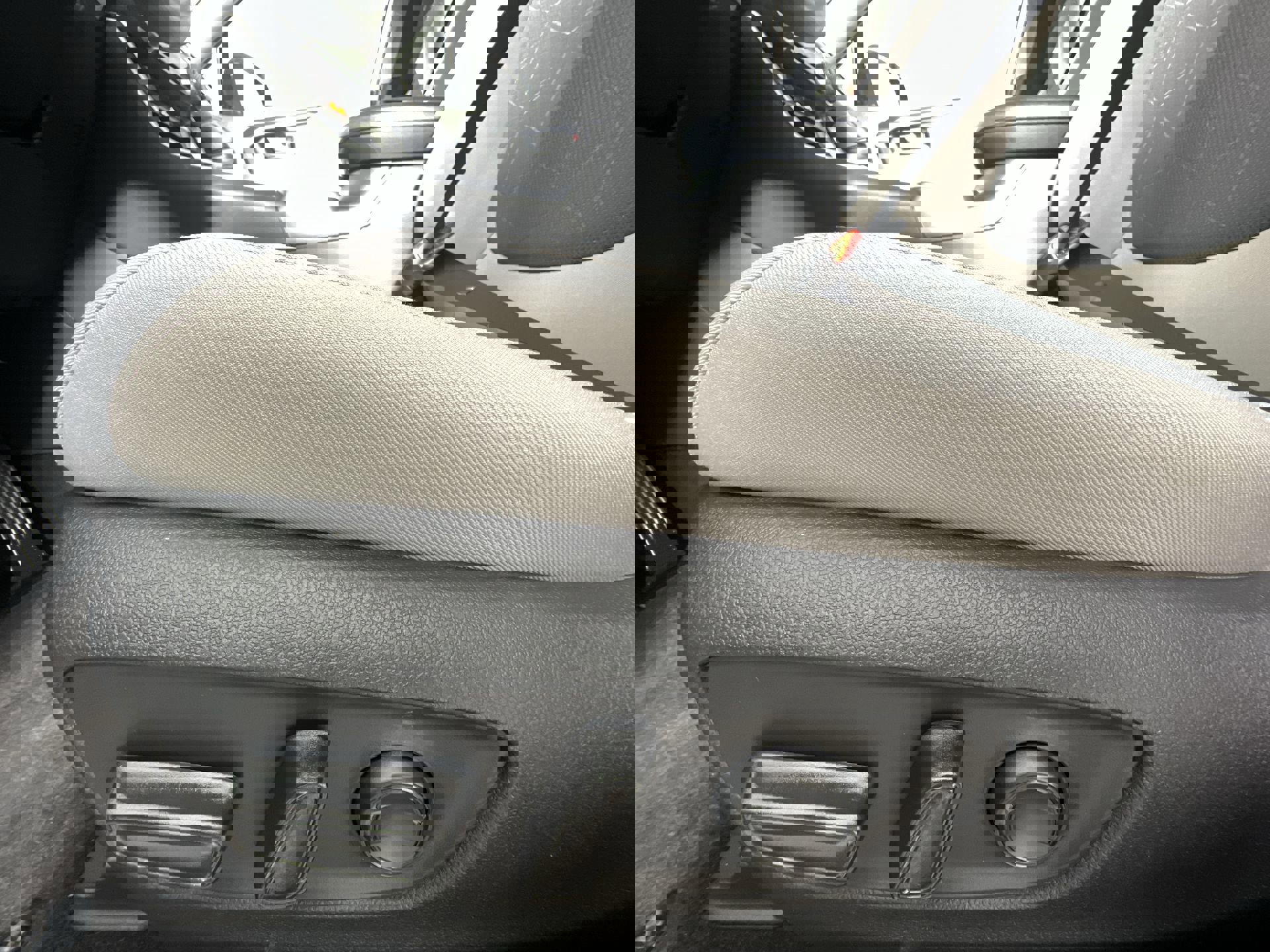 Used 2024 Toyota RAV4 XLE image 15