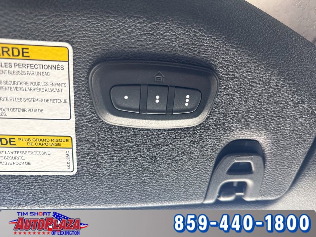 Used 2023 Jeep Wrangler Unlimited Sahara w/ Cold Weather Group AWD/4WD image 21