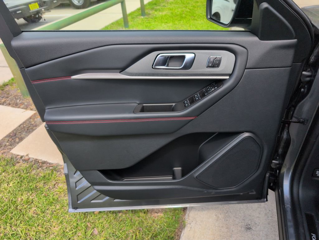 New 2026 Ford Explorer ST RWD image 29