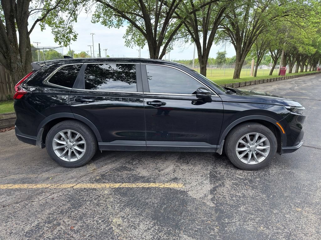 Used 2025 Honda CR-V EX image 6