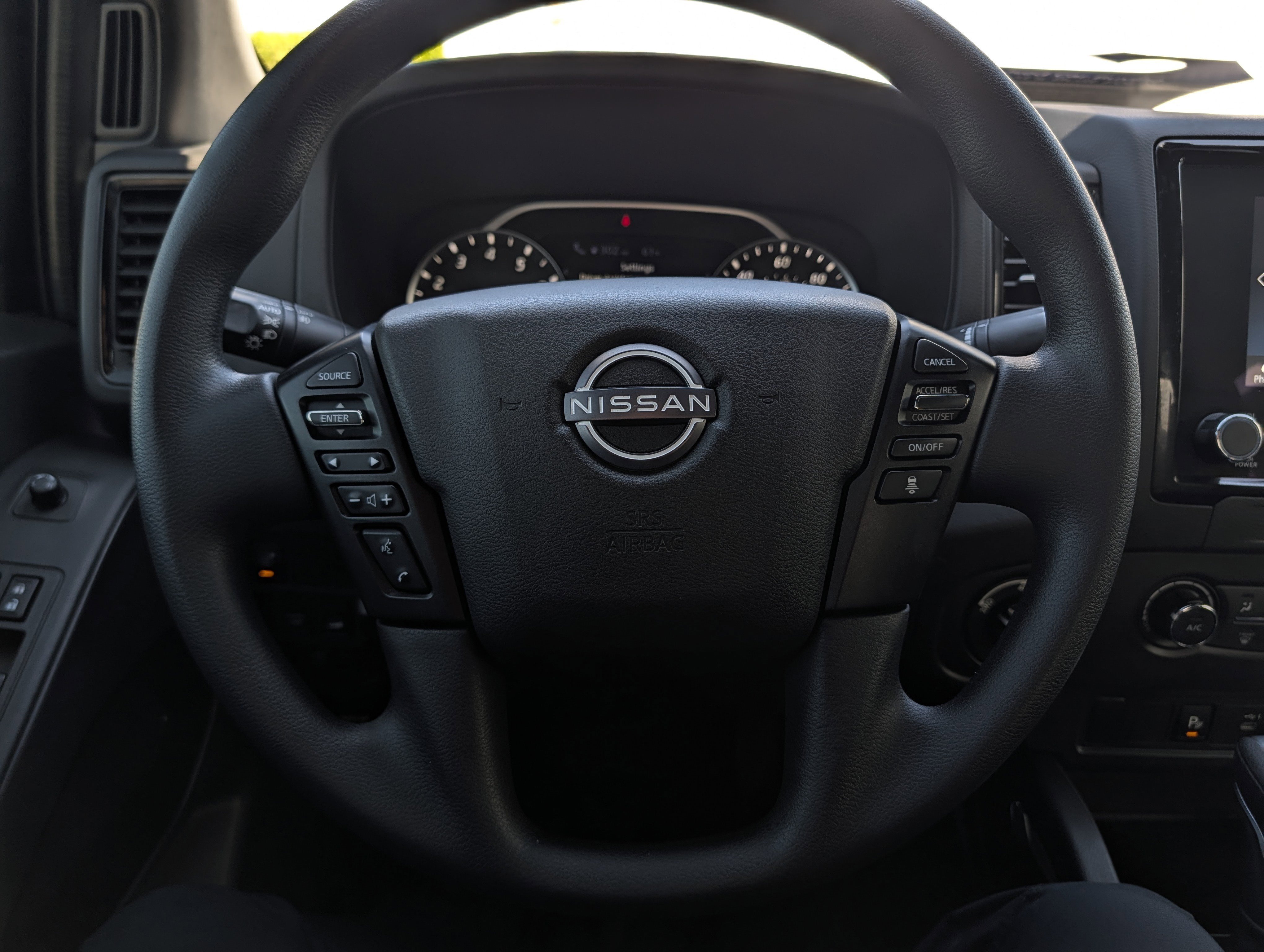 Used 2023 Nissan Frontier SV w/ Midnight Edition Package image 27