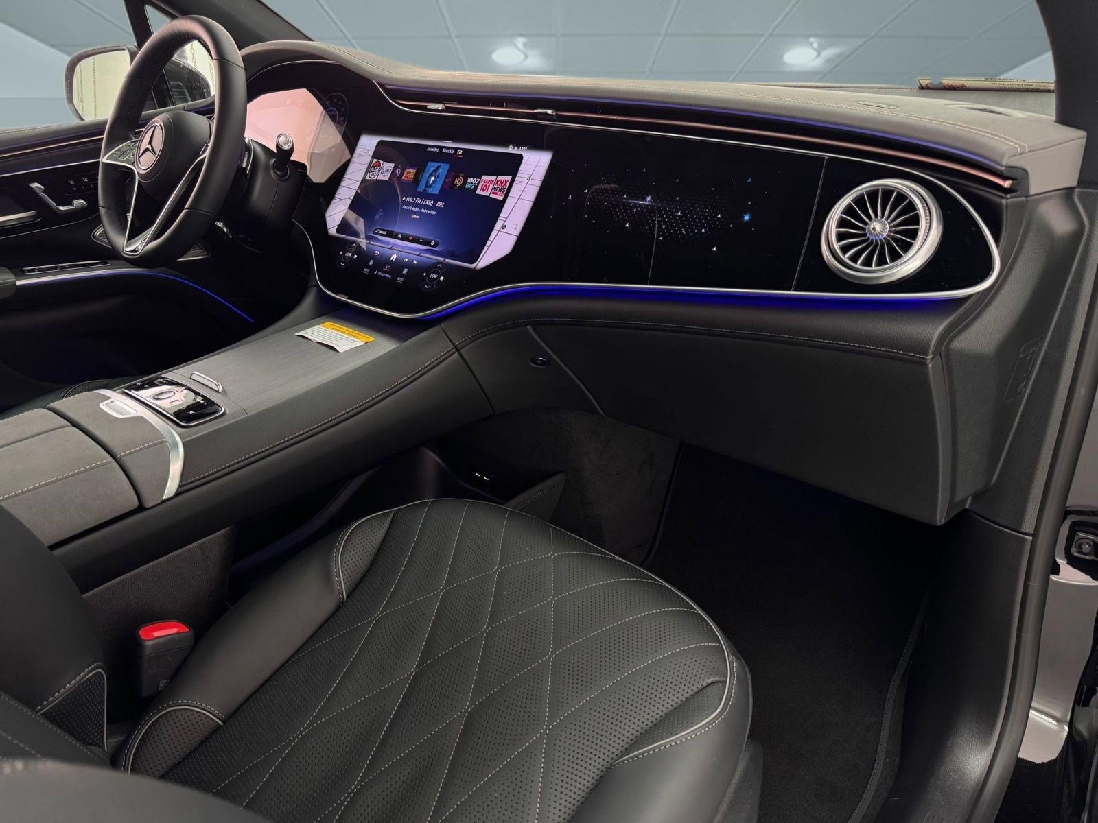 New 2026 Mercedes-Benz EQS 550 4MATIC SUV image 22