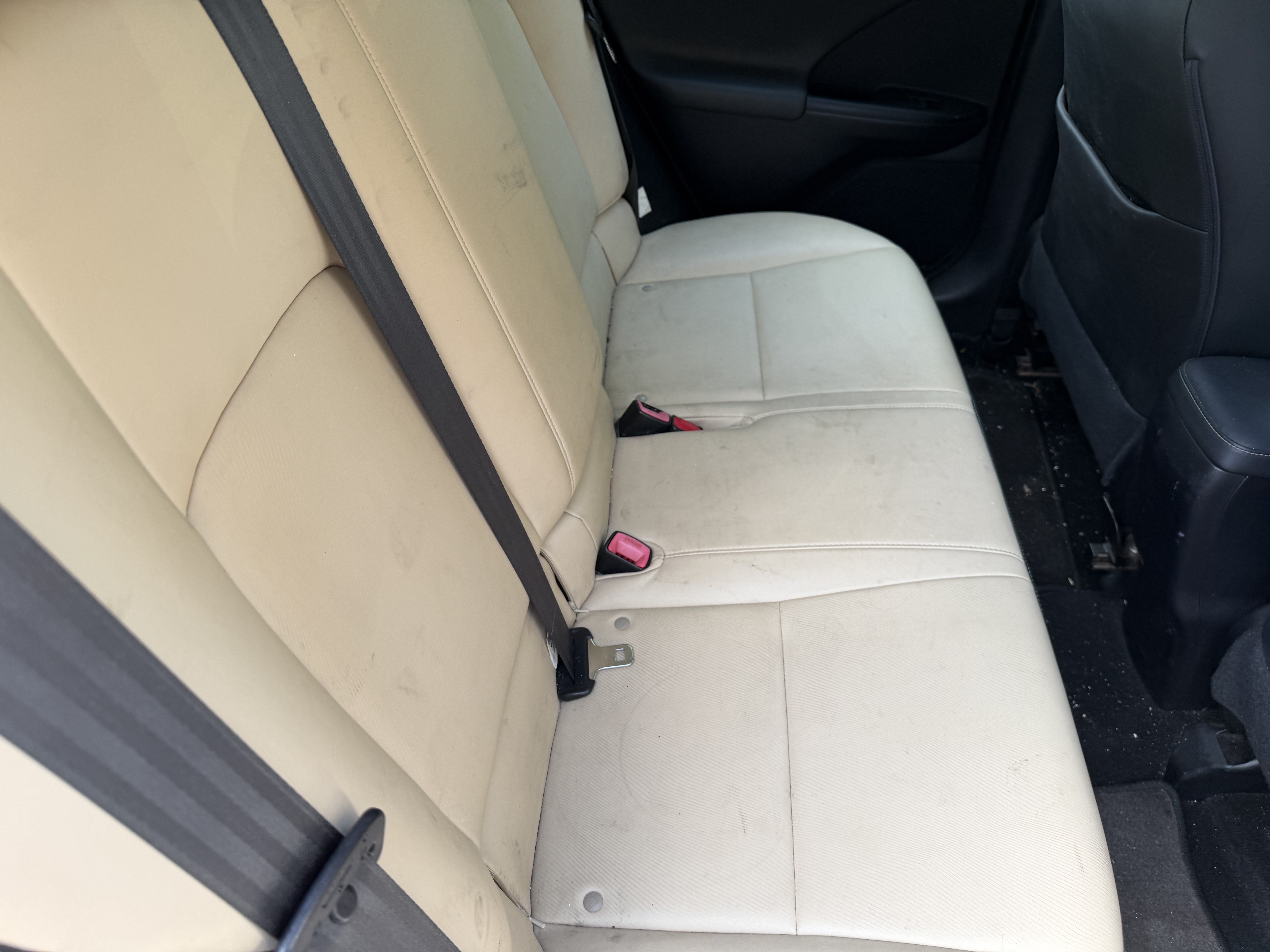 Used 2014 Lexus CT 200h FWD image 35