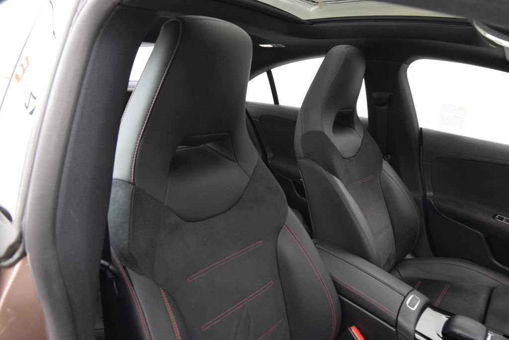 Used 2023 Mercedes-Benz CLA 250 image 17