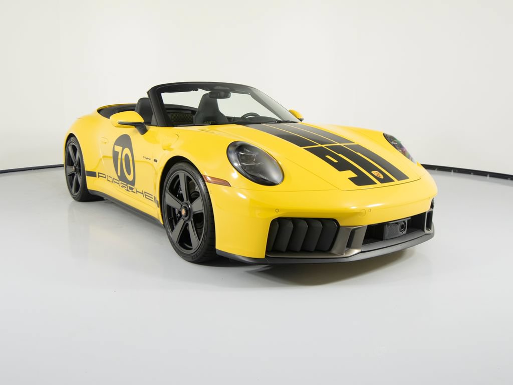 Certified 2026 Porsche 911 Carrera GTS RWD image 12