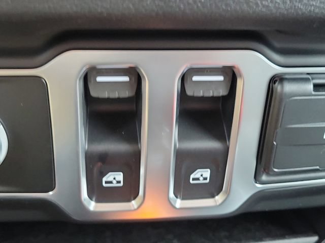 New 2026 Jeep Wrangler Sport AWD/4WD image 19