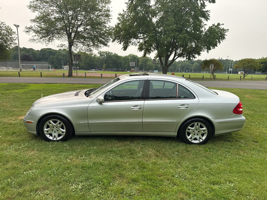 Used 2004 Mercedes-Benz E 320 4MATIC Sedan image 38