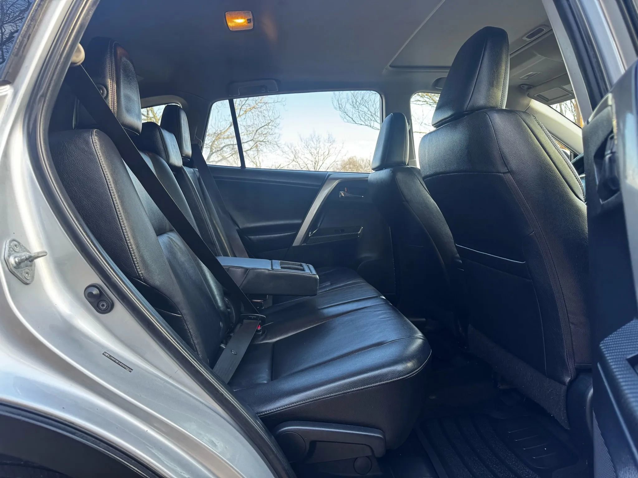 Used 2013 Toyota RAV4 Limited image 16