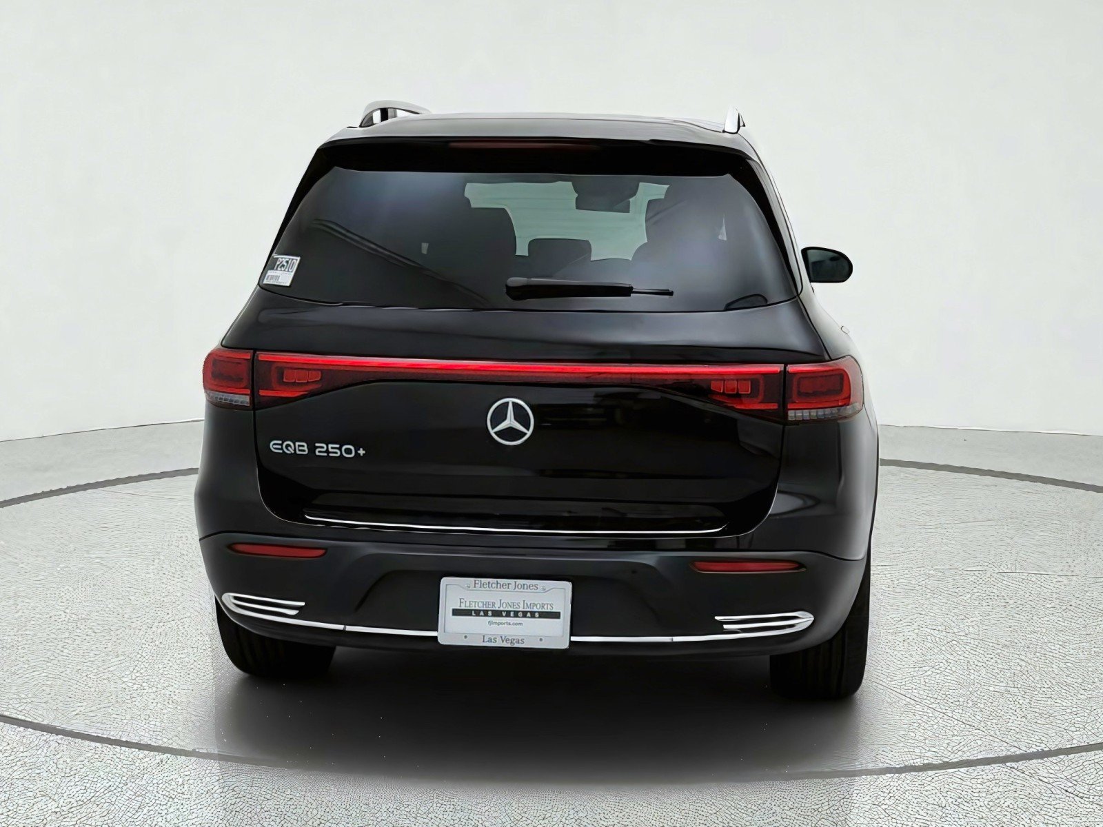 Used 2023 Mercedes-Benz EQB 250+ image 10