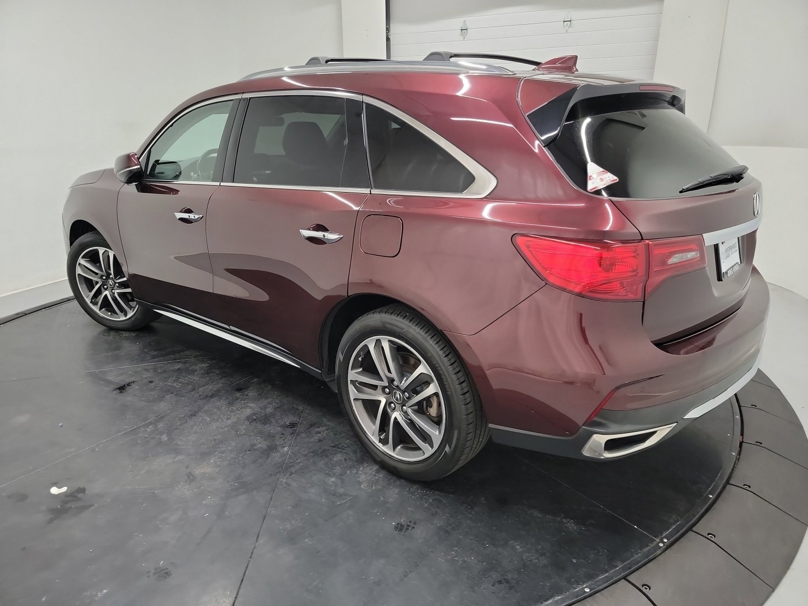 Used 2017 Acura MDX SH-AWD w/ Advance Package image 6