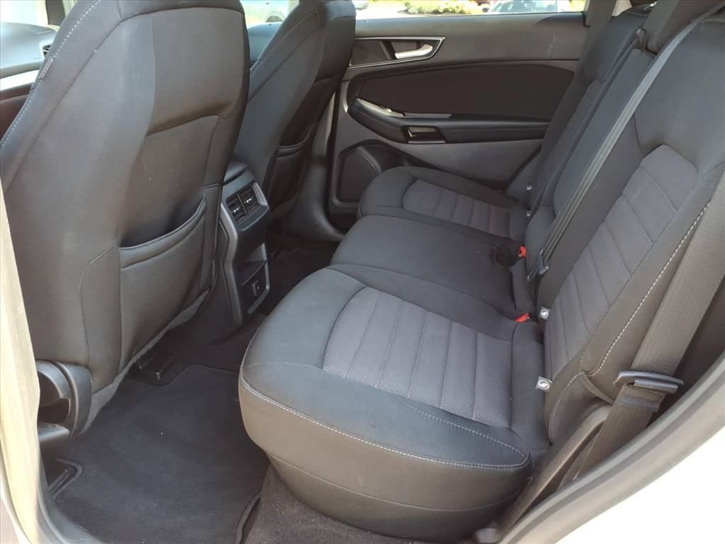 Used 2019 Ford Edge SE AWD/4WD image 10