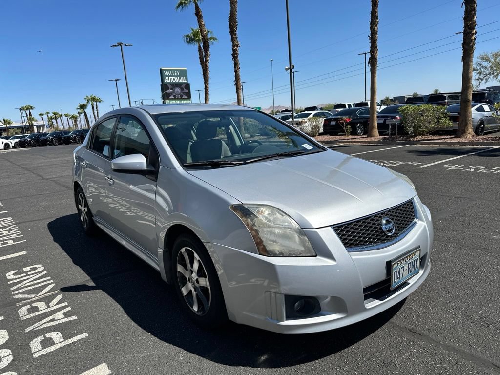 Used 2012 Nissan Sentra 2.0 SR w/ Special Edition Pkg FWD image 3