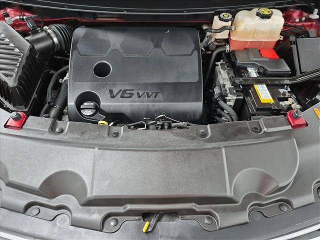 Used 2021 Chevrolet Traverse Premier FWD image 19